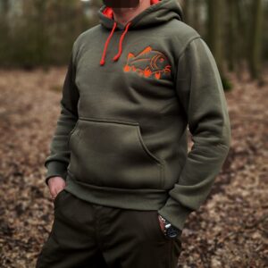 Bluza z pomarańczowym karpiem