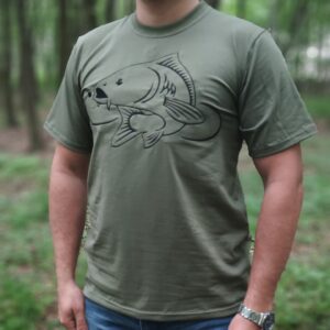 T-shirt z dużym kapriem